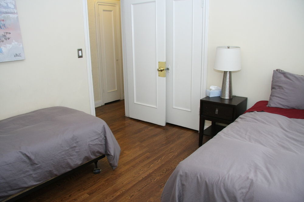 West Hollywood Vintage Vacation Apt. Apartment Los Angeles