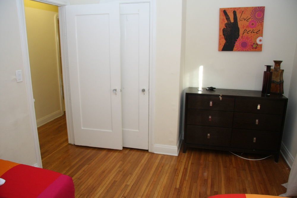 West Hollywood Vintage Vacation Apt.