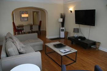 Apartment West Hollywood Vintage Vacation Apt. *