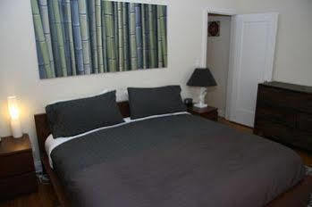 West Hollywood Vintage Vacation Apt. * Los Angeles