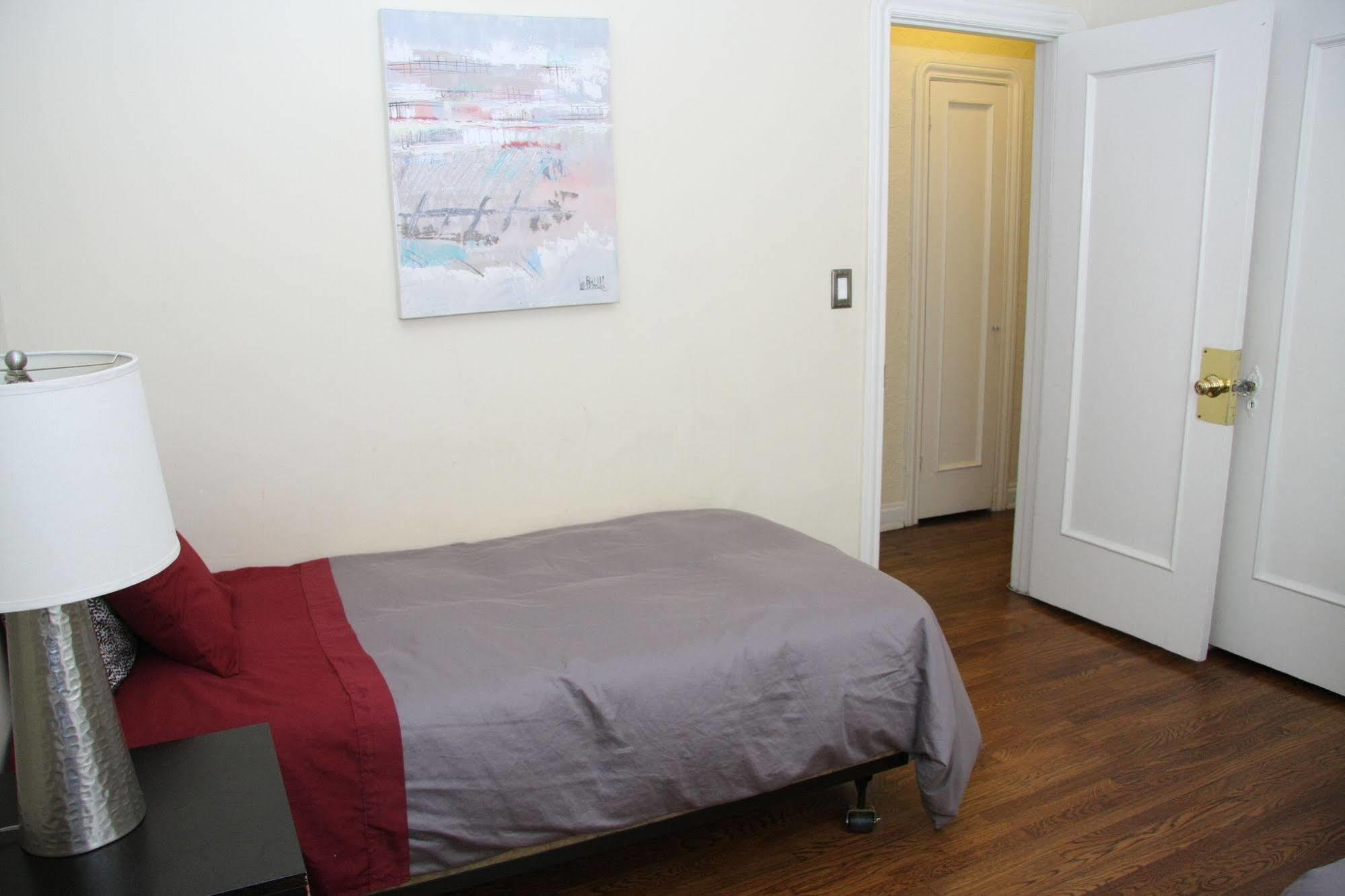 Apartment West Hollywood Vintage Vacation Apt. *